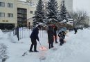 Активное участие в уборке снега!