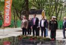 Торжественный митинг у мемориала «Павшим защитникам Москвы» Торжественный митинг у мемориала «Павшим защитникам Москвы»